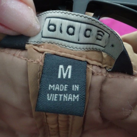 Women's Lightweight Quilted Unlined Jacket/Coat - Picture 6 of 10